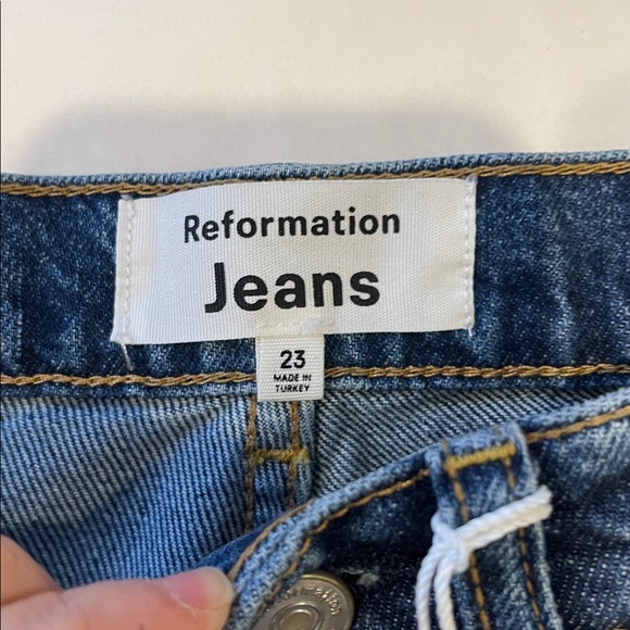 Reformation HILL Mid Rise Kick Flare Jeans Araceli-23 Size 23 Blue Denim NWT - Picture 5 of 8